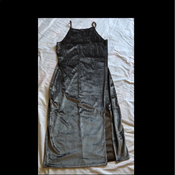 Cappuccino colored sexy velvet spaghetti strap dre - Picture 4 of 4